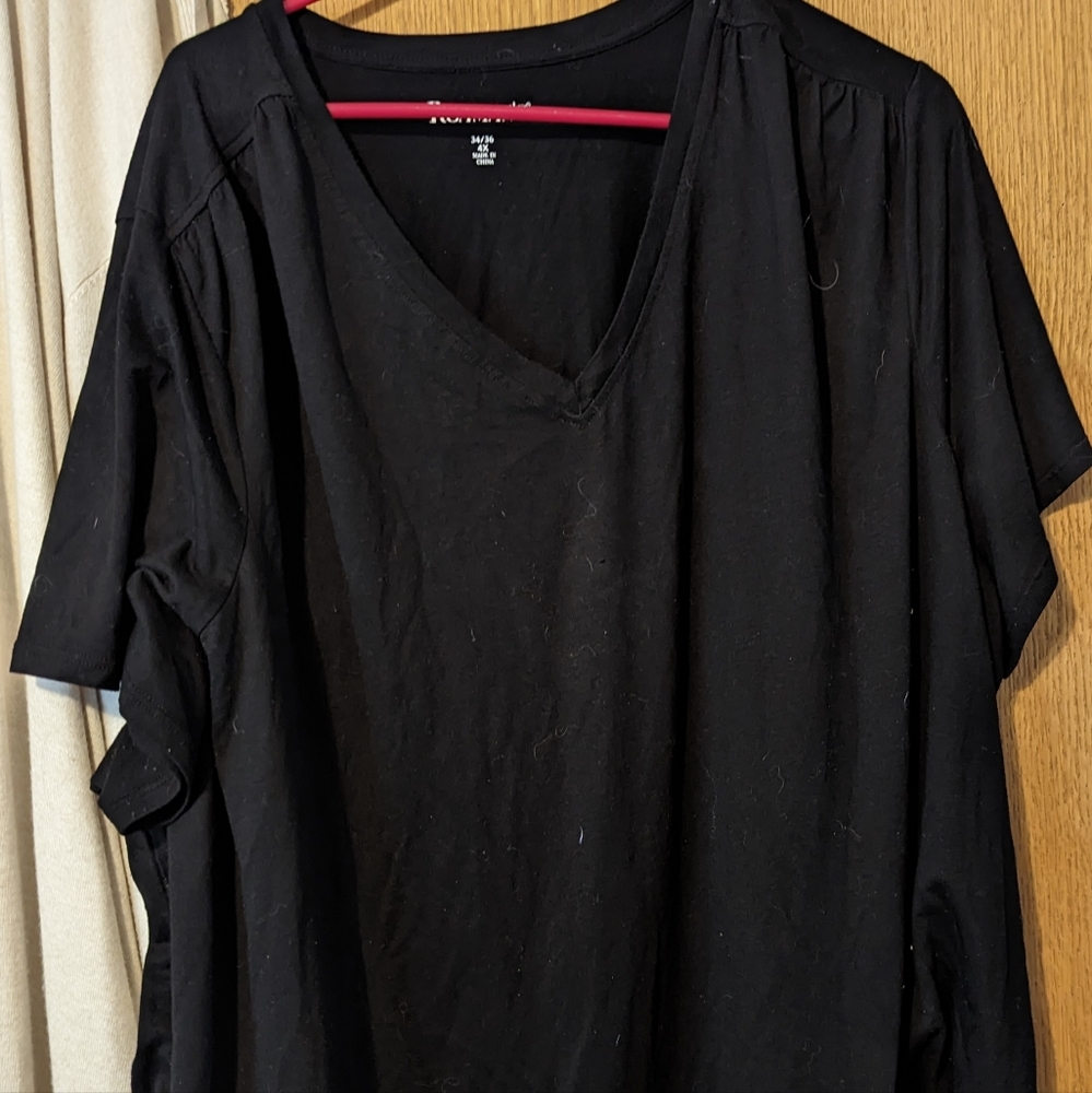 This is a nice black top